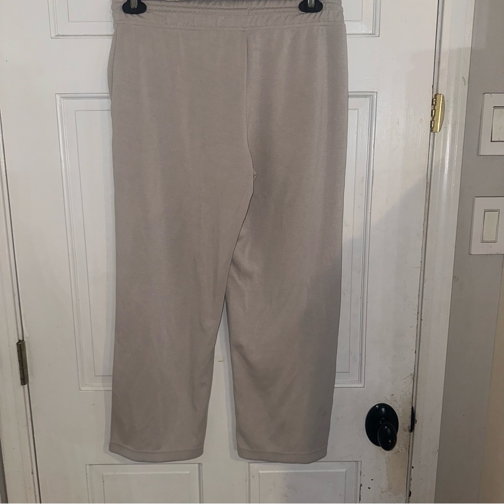 Athleta Seasoft Mid Rise Straight Crop Pants Beige Tan Size M Soft Lounge - Picture 4 of 8
